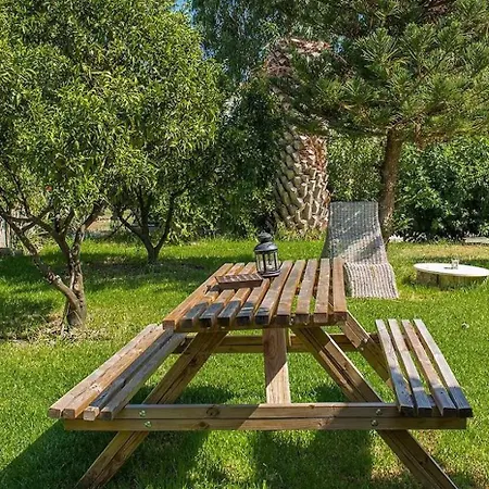 Apartment Stavlos *